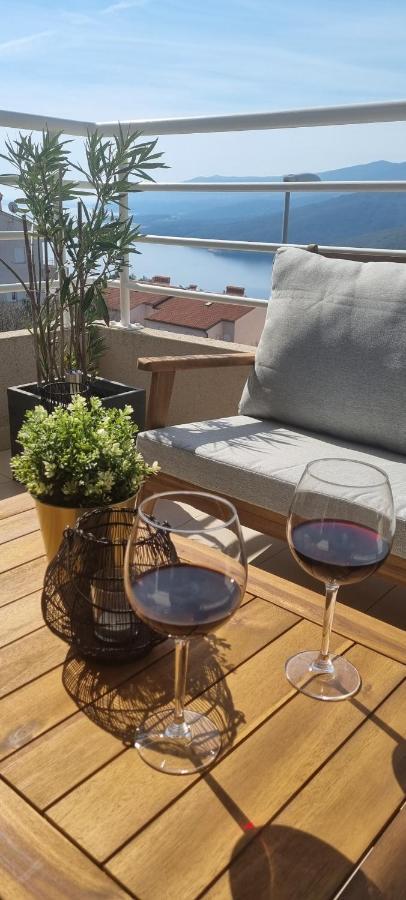 Apartment Cami -Stylish Apartment With A Beautiful Seaview Rabac Zewnętrze zdjęcie